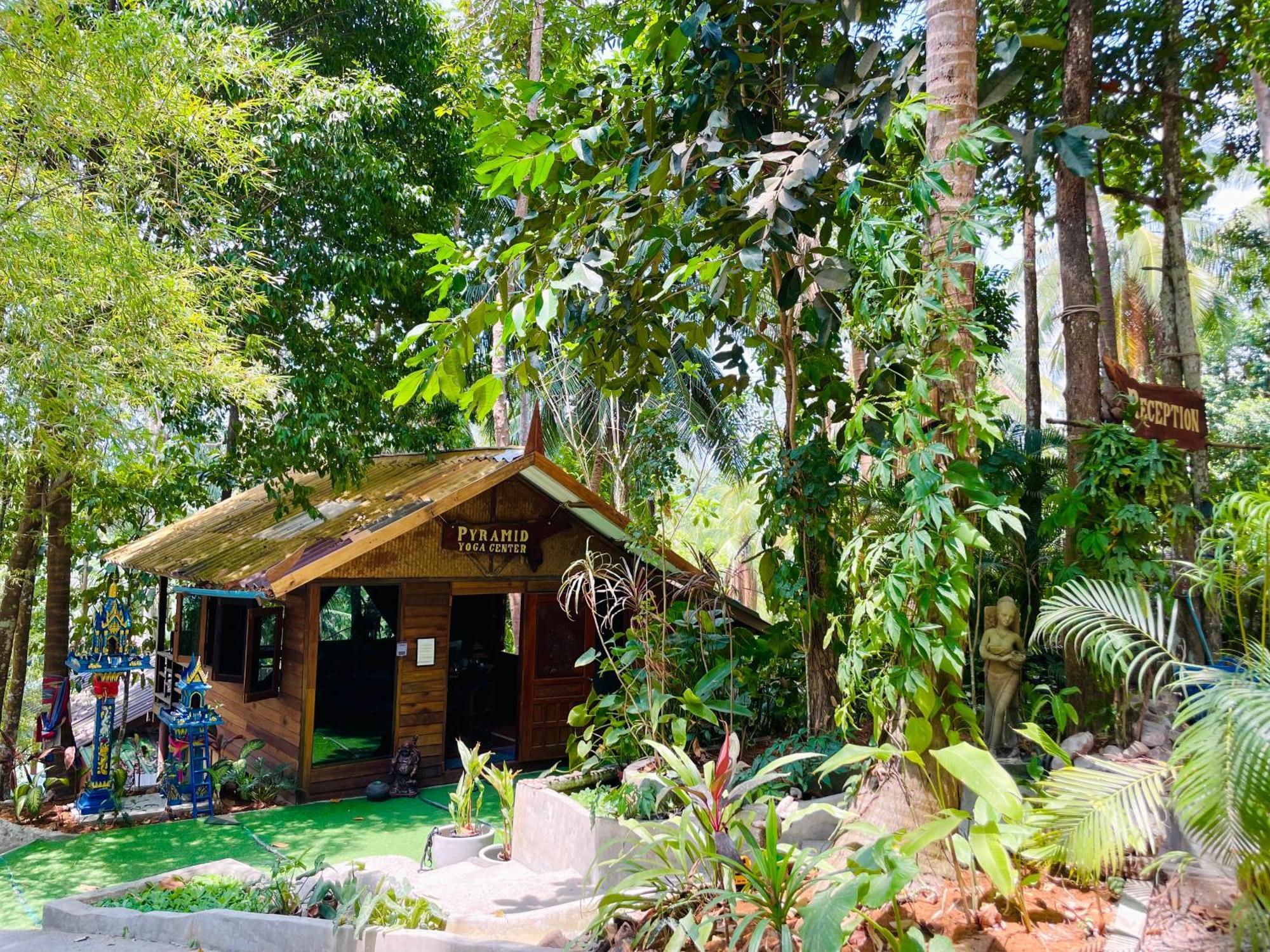 Pyramid Yoga Koh Phangan Exterior foto